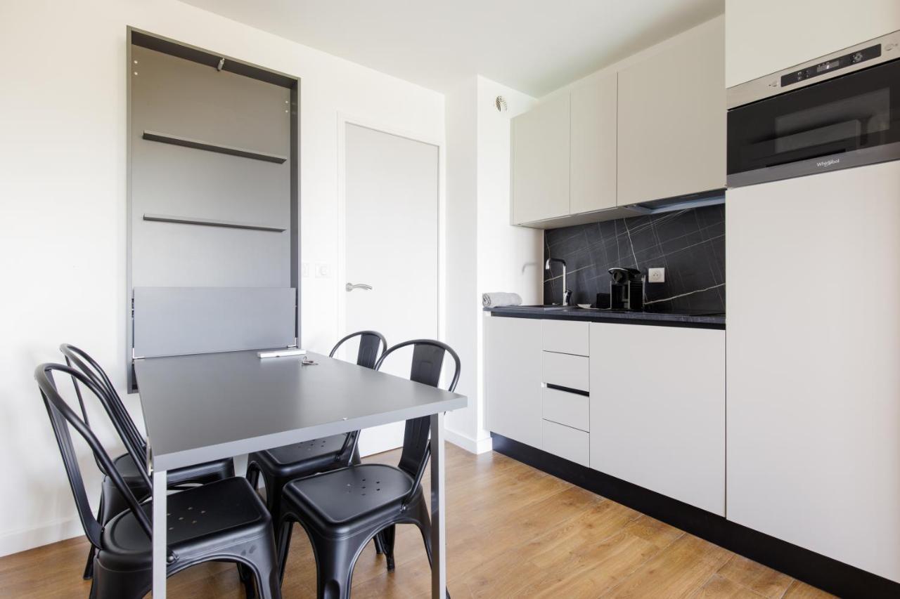 Suite 118 - Piscine - 50 Metres Plage - Terrasse - Clim - Wifi Канны Экстерьер фото